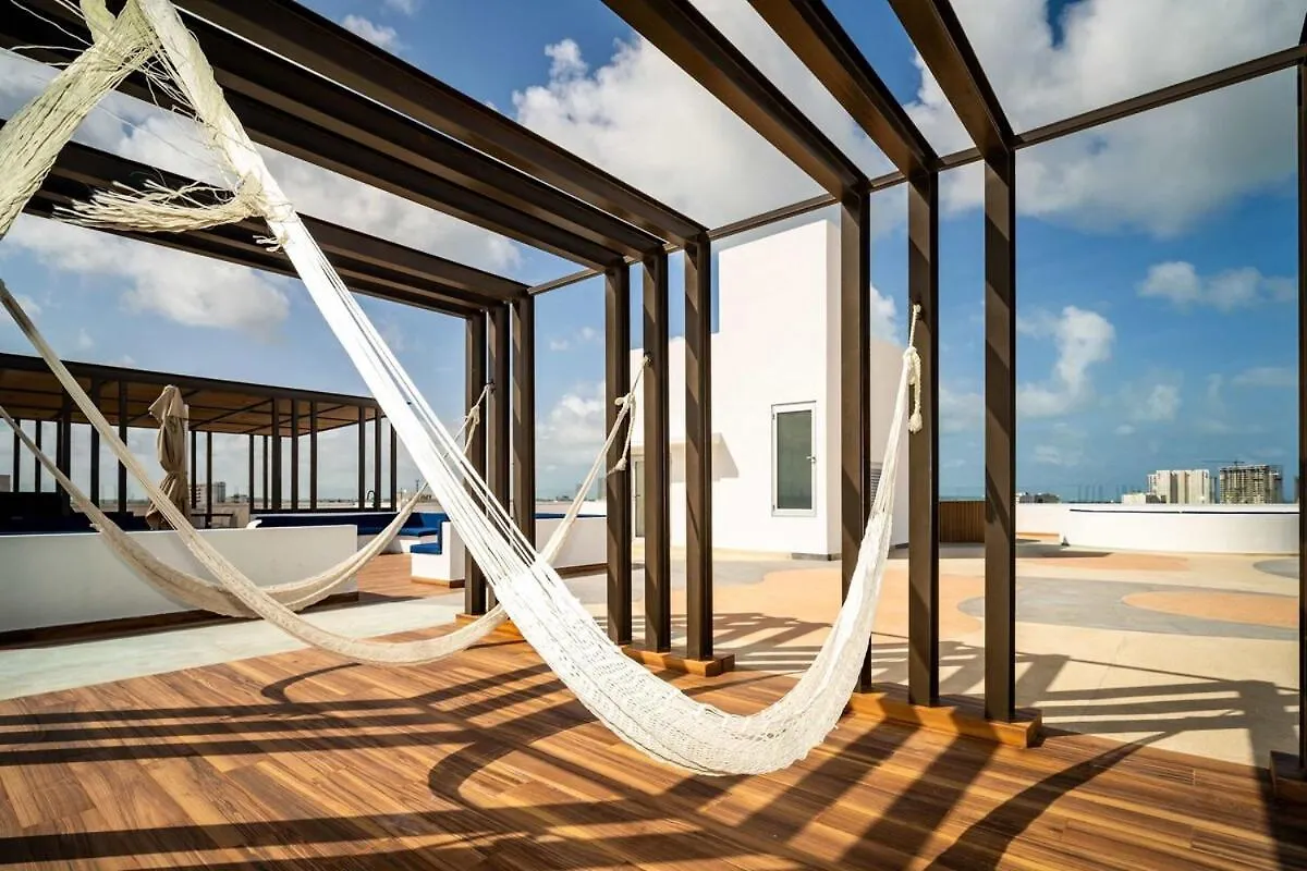 Daire Barcelona Condos Charming With Modern Design Cancun Meksika